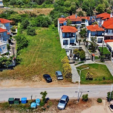 Beach Front Villa Nea Kallikrateia المظهر الخارجي الصورة