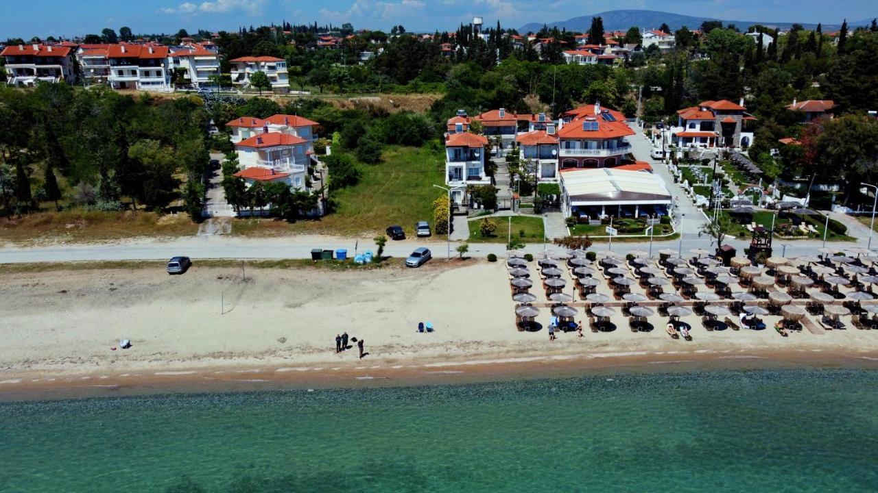 Beach Front Villa Nea Kallikrateia المظهر الخارجي الصورة