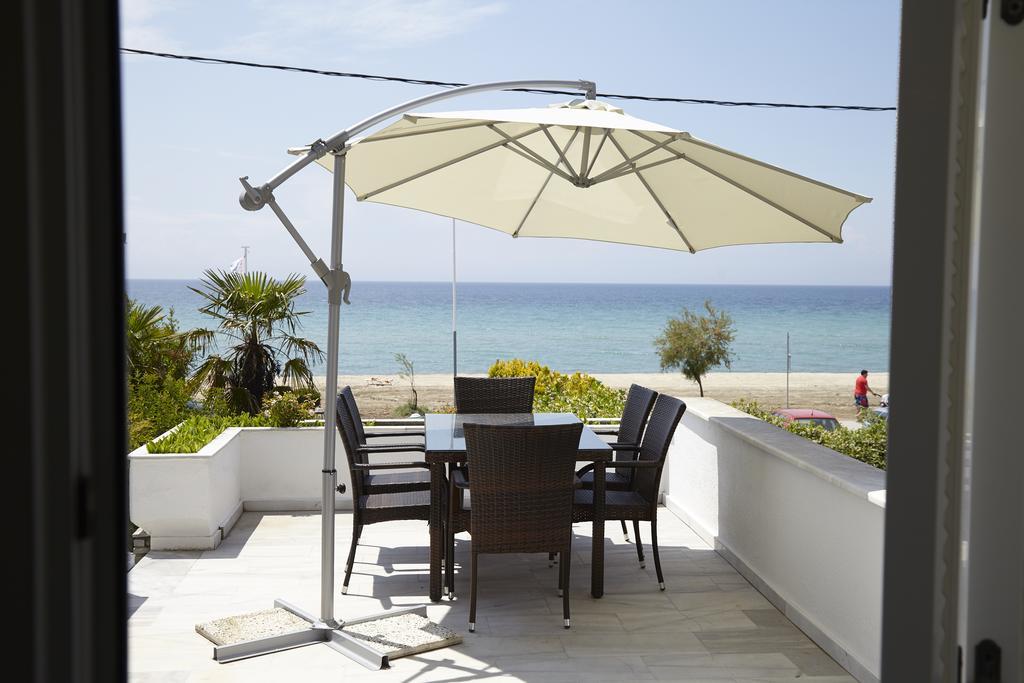 Beach Front Villa Nea Kallikrateia المظهر الخارجي الصورة