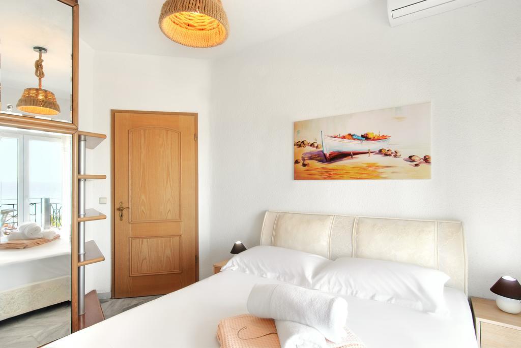 Beach Front Villa Nea Kallikrateia المظهر الخارجي الصورة